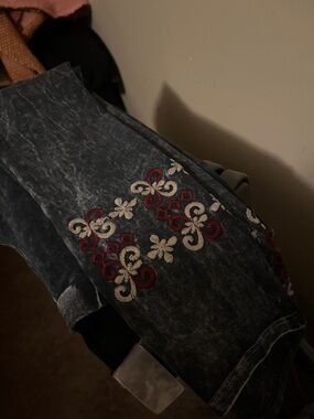 Women's Embroidered Charcoal Gray Leggings - Dark Gray with Red & Cream Accents